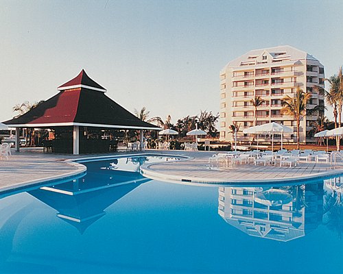 Towers at Mullet Bay