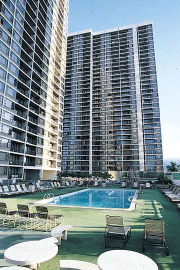 Hawaiian Sun Holidays and Sweetwater at The Waikiki Banyan