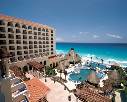 GR Solaris Cancun