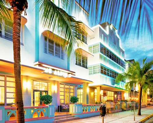 Hilton Grand Vacations Club at McAlpin - Ocean Plaza