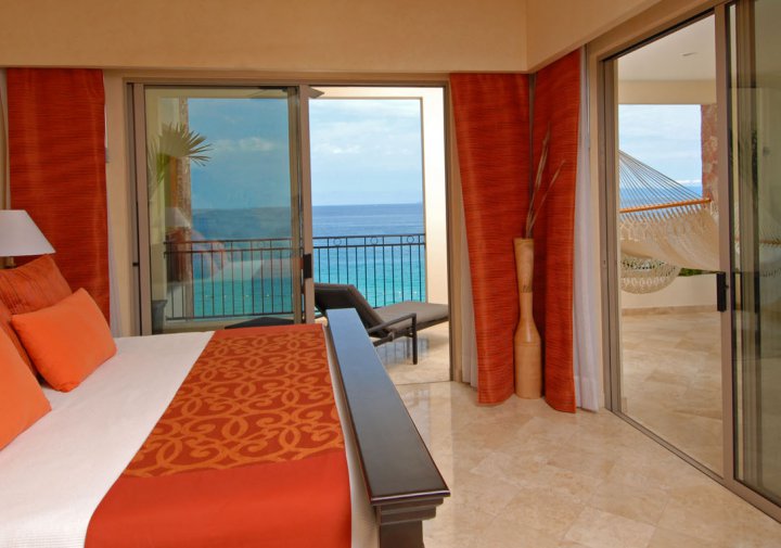 Garza Blanca Preserve Resort & Spa